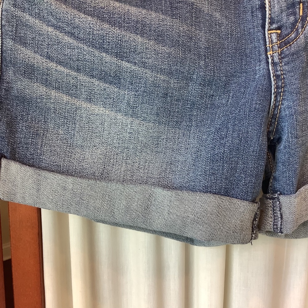 Jacob Davis Collection Uma Blue Denim Jean Shorts Cuffed Bottom Size 29 - Picture 4 of 7